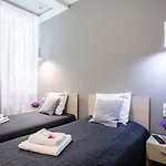 Apartmanhotel S12 Boutique - By Hosty