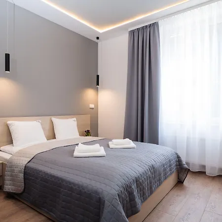 Platinia - Komfortowe Stare 3*