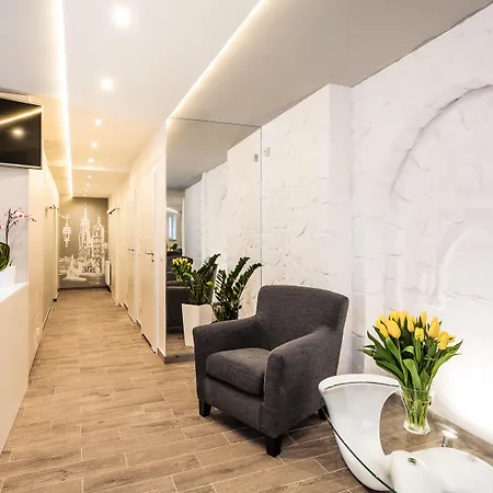 Aparthotel Platinia - Komfortowe Stare