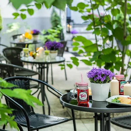 Platinia - Komfortowe Stare 3*