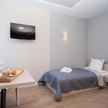 Aparthotel Platinia - Komfortowe Stare 3*