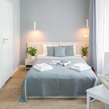 Aparthotel Platinia - Komfortowe Stare