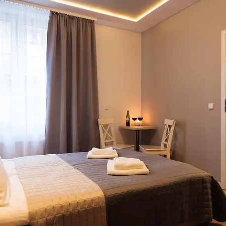 Platinia - Komfortowe Stare 3*