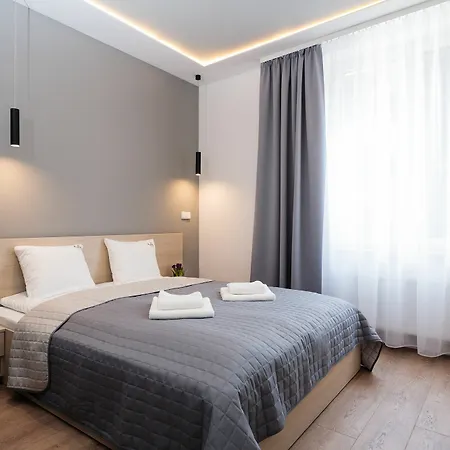 Aparthotel Platinia - Komfortowe Stare